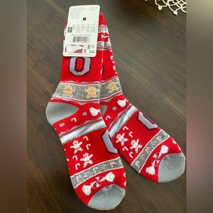 Ohio State socks, cozy gingerbread people 🎄